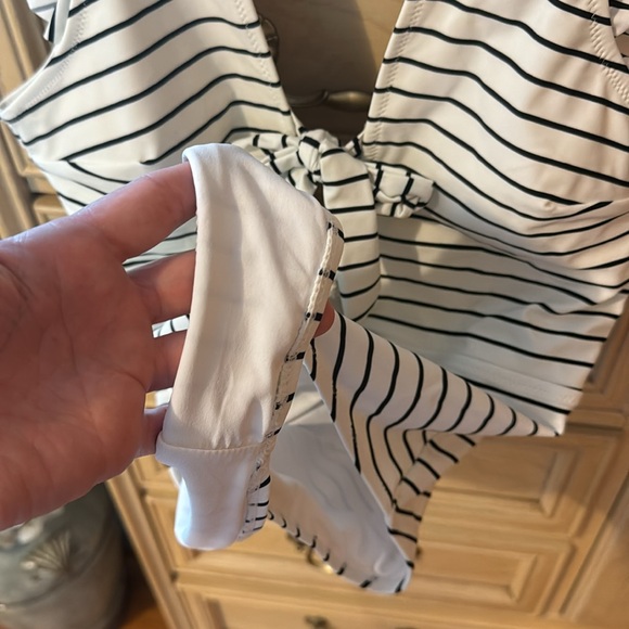 Cupshe White and Black Stripe Ruffle One Piece Swimsuit - Picture 10 of 15